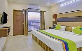 Treebo Kingsbury Fiesta Vellore